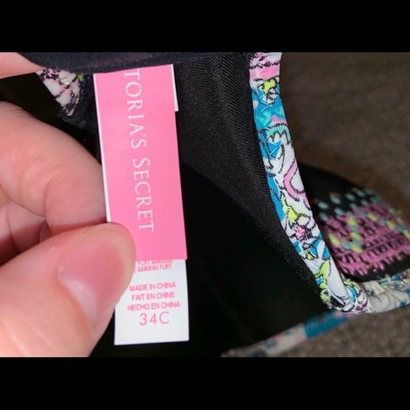 Victoria’s Secret strapless swim top! - Picture 3 of 3